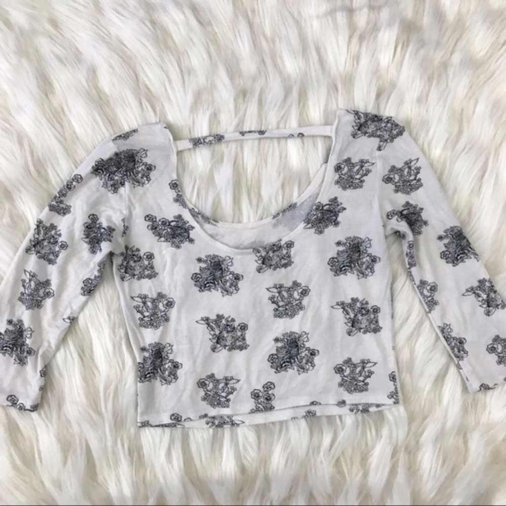 Pins Needles Top Floral Cats Cropped Cut Out Back